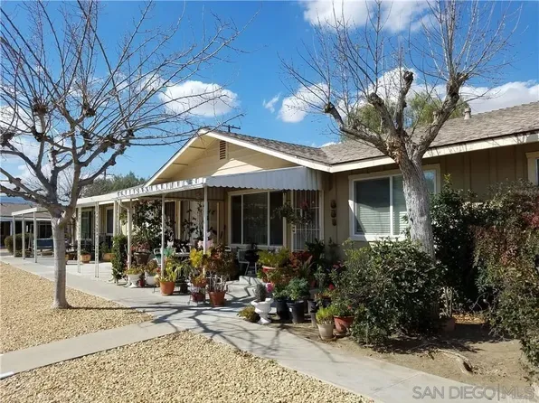 150 E Lakeshore Dr Unit 38, Lake Elsinore, CA 92530