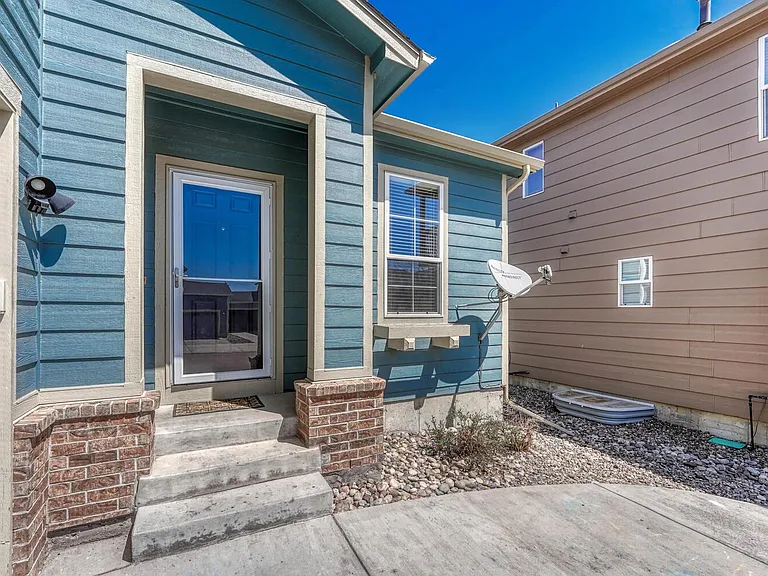 6442 Silverwind Cir — Photo 2