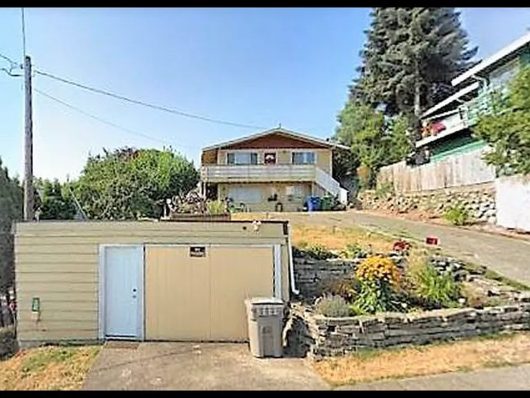511 SW Langston Rd #B — Photo 1