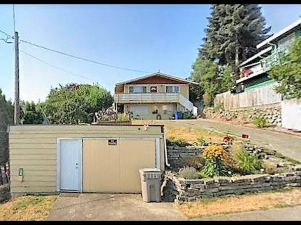 511 SW Langston Rd #B, Renton, WA 98057