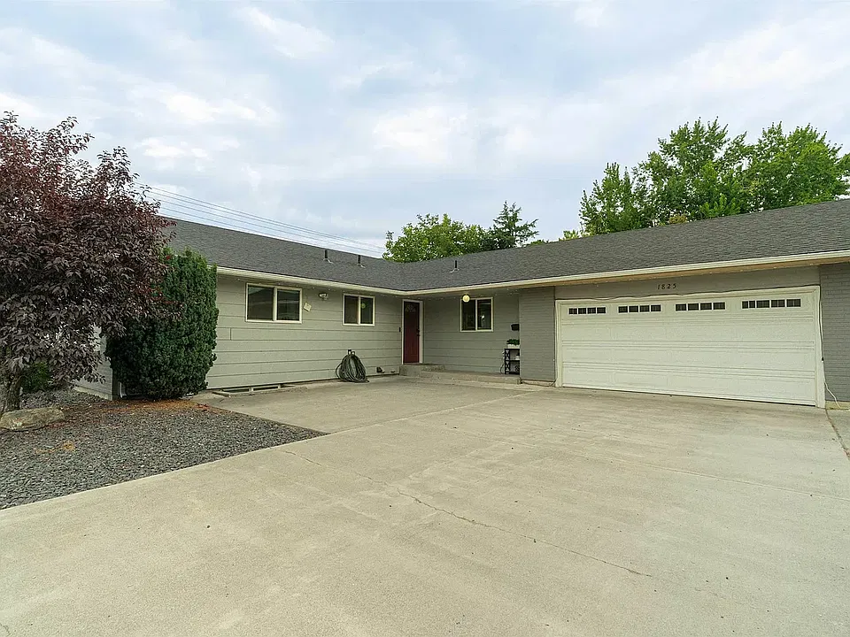 1825 Norwood Ct