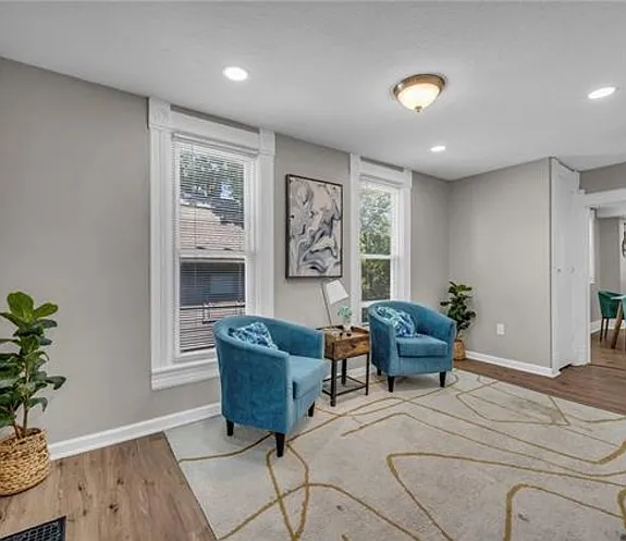 2745 Holmes St #2 — Photo 3