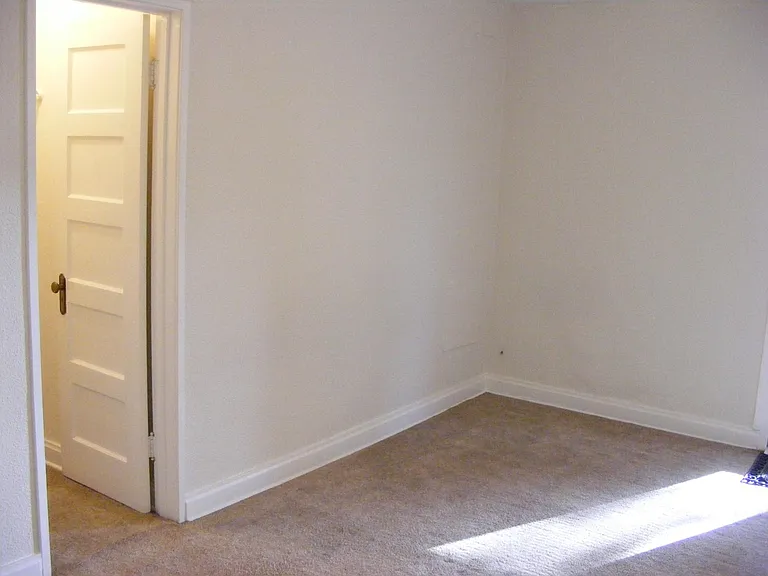115 N Park St #4 — Photo 8
