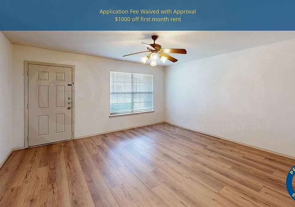 2335 N Elm St #1