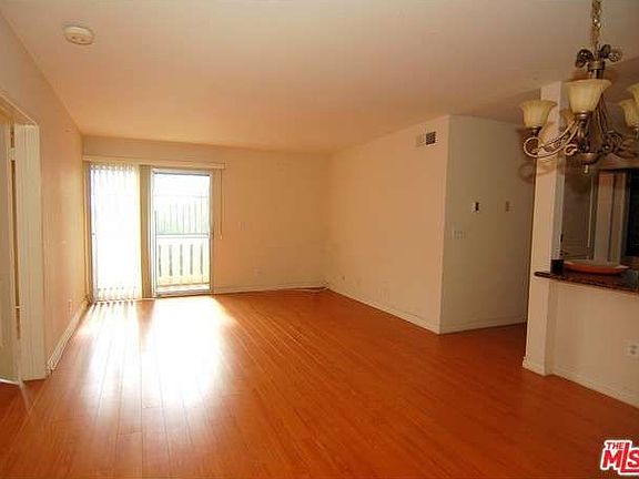 2nd image of 525 S La Fayette Park Pl Unit 312