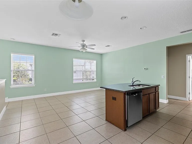 8455 Laureate Blvd — Photo 9