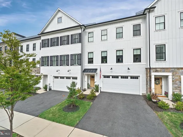 735 Walkers Mill Ln #C003, Wilmington, DE 19807