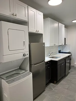 Rented by Standard Living Realty Inc | media 1