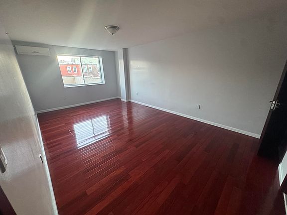 5th image of 3364 Guider Ave APT 2C