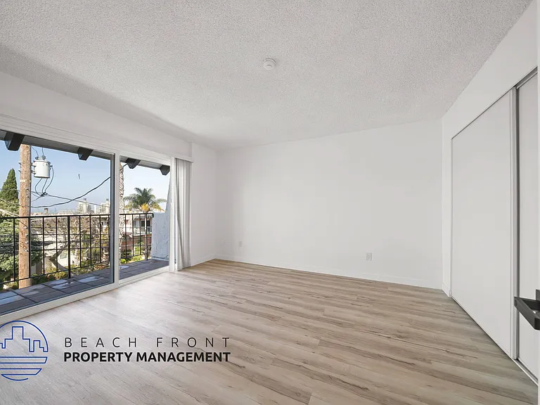 708 N. Juanita Ave. — Photo 7