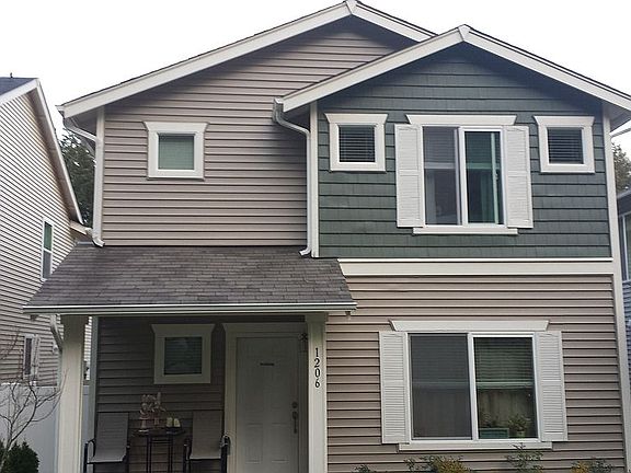 3rd image of 1206 Burnside Pl