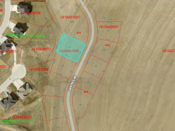 145 Gavin Cir, Peosta, IA 52068