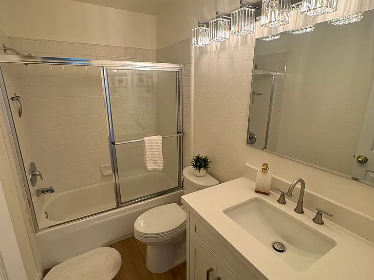 40 Liana Pl — Photo 9