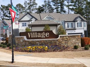 763 Woodstock Grove Dr, Woodstock, GA 30188