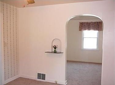 5th image of 356 Camp Ave