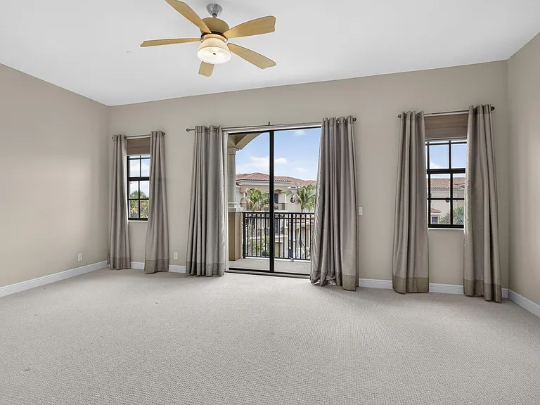803 Del Sol Cir — Photo 27