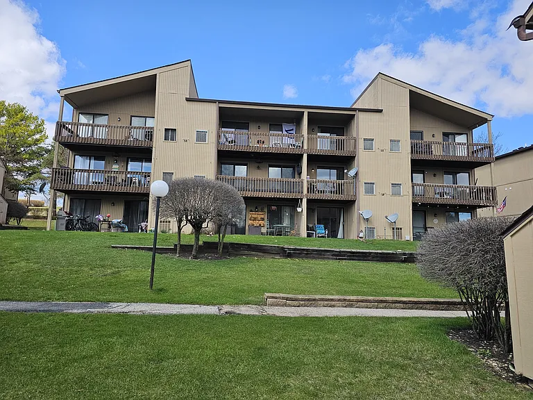 58 Vail Colony #7 — Photo 41