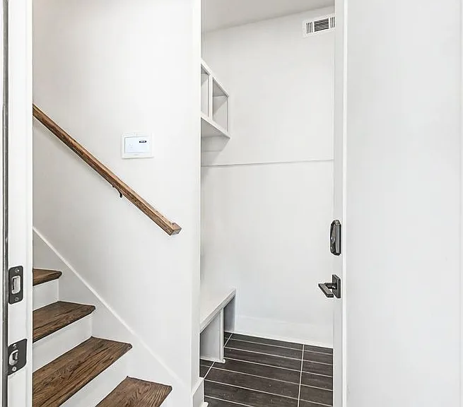 1814 Wedgewood Ave — Photo 14