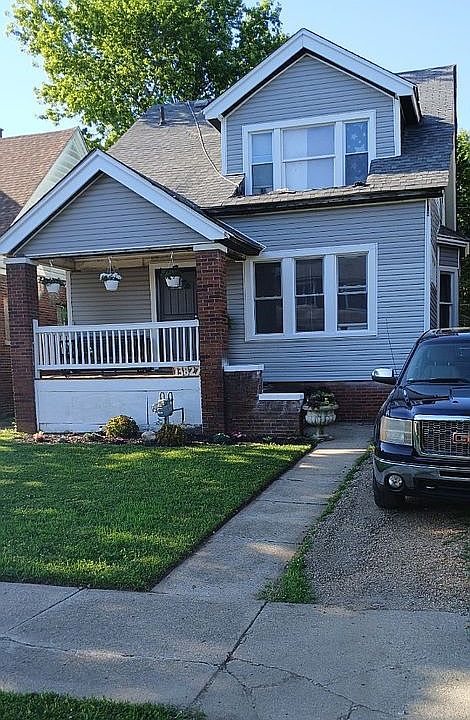 2nd image of 13827 Saratoga St
