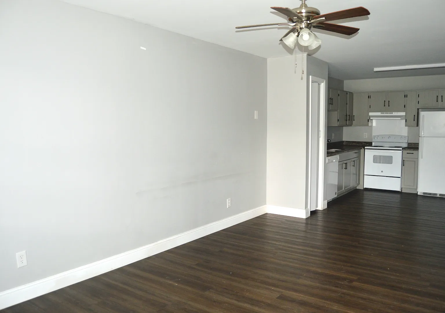 Morgan Ave Apartments — Photo 4