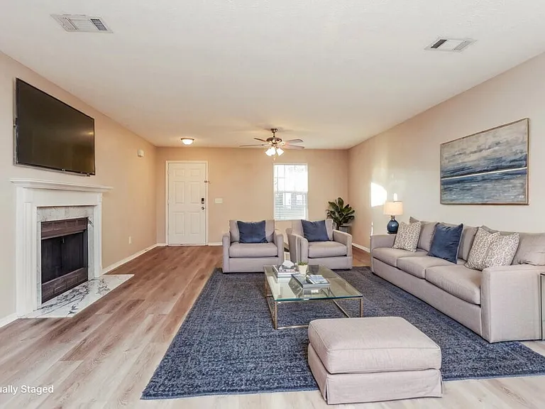 5221 Sunsail Dr — Photo 3
