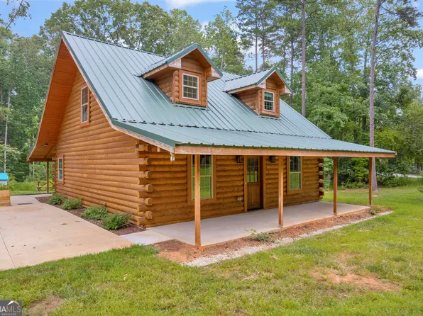 280 Shore Crest Dr, Martin, GA 30557