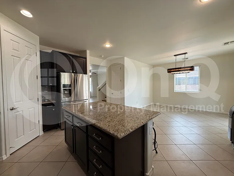 12437 N Starthroat Dr — Photo 8