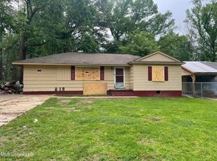 2742 Pinebrook Dr, Jackson, MS 39212