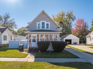 1642 Bertch Ave, Waterloo, IA 50702