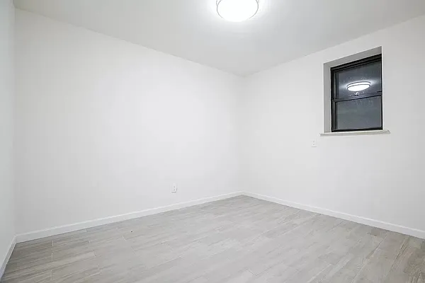 Rented by Green Leaf Management, LLC | media 18