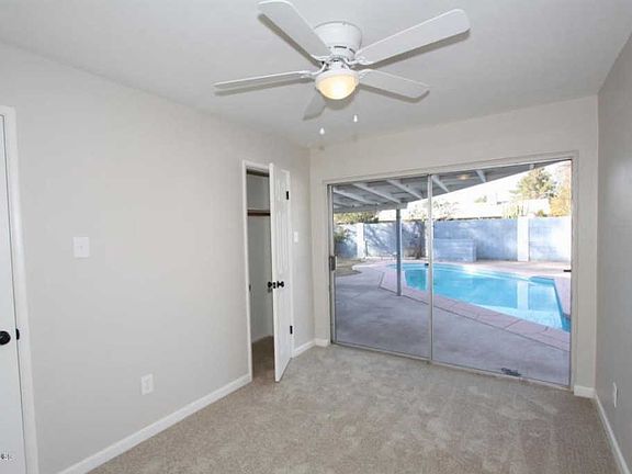 5th image of 3008 E Pinchot Ave