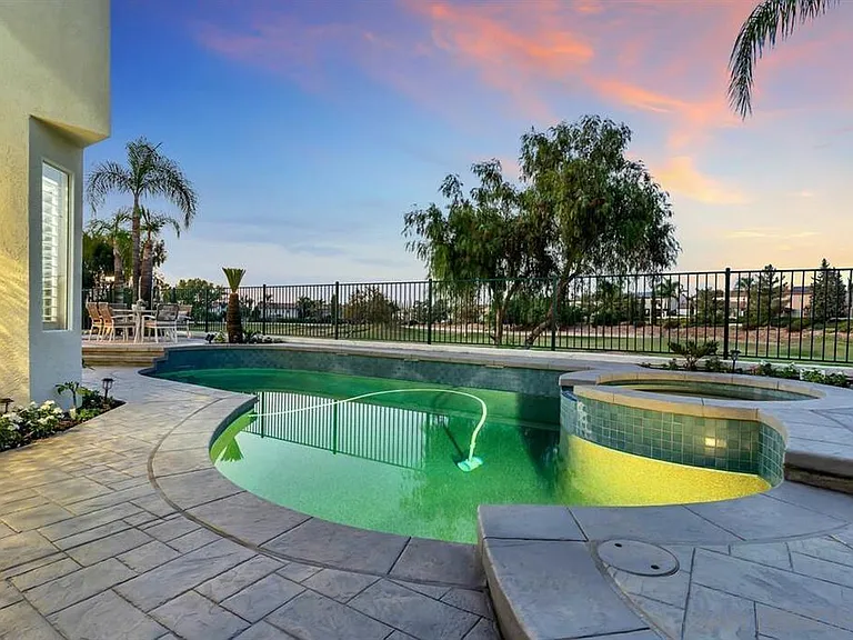 46048 Paseo Gallante — Photo 54