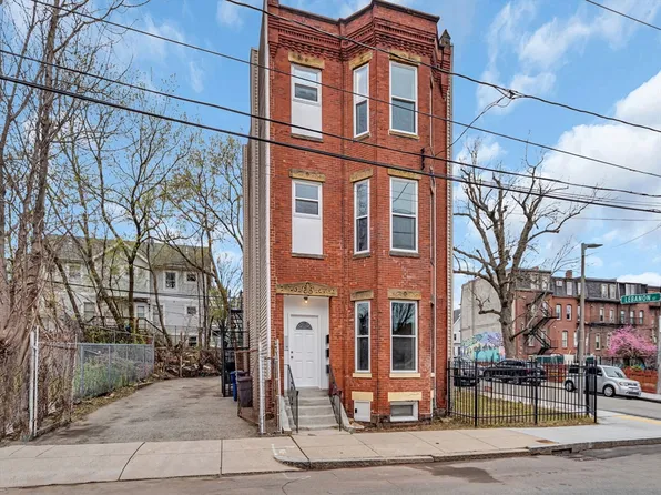 31-33 Alexander St, Dorchester, MA 02125