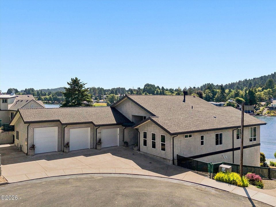 1st image of 3440 NE 40th Ct
