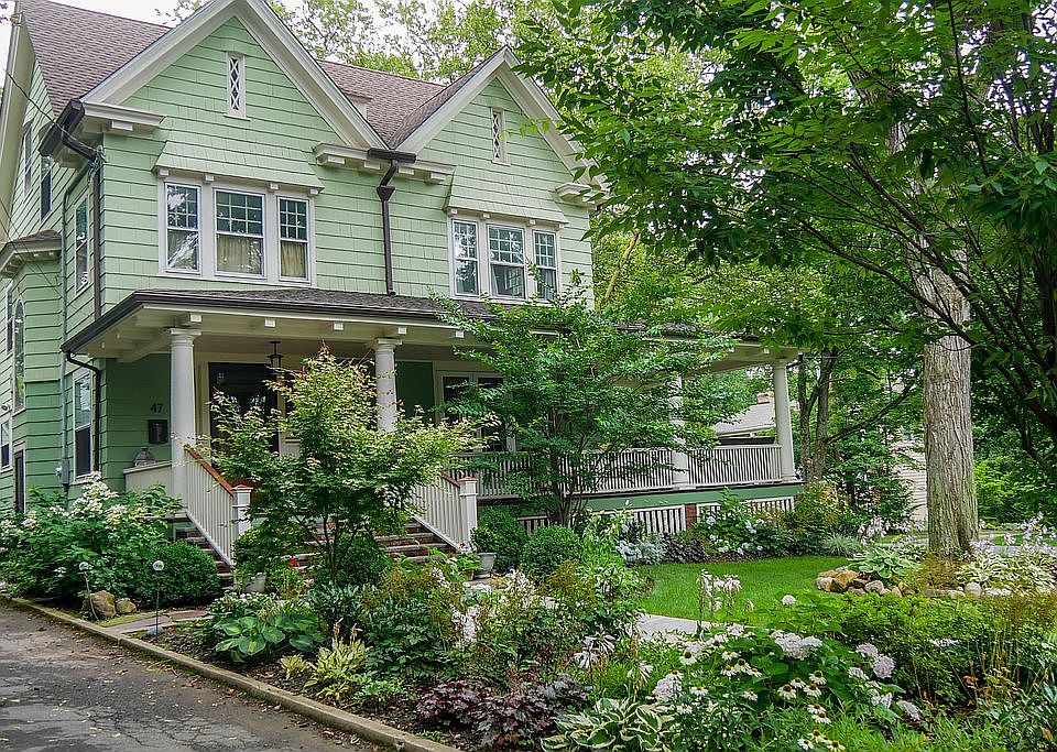 2nd image of 47 Curtis Pl
