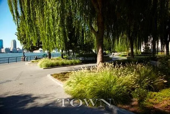 Sold by Town Residential | media 22