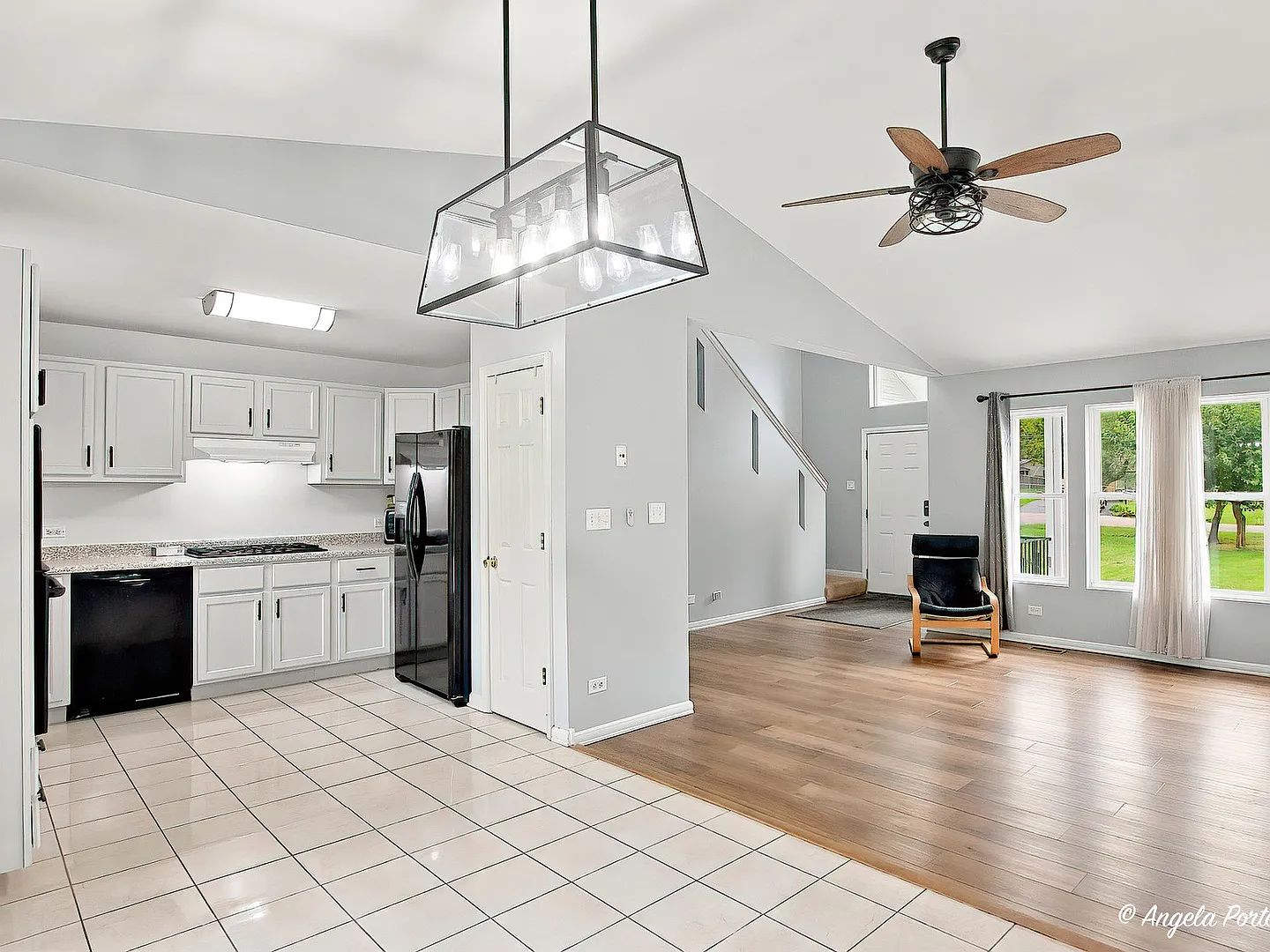 3 bed, 1557 sqft, $2,950 — Photo 4