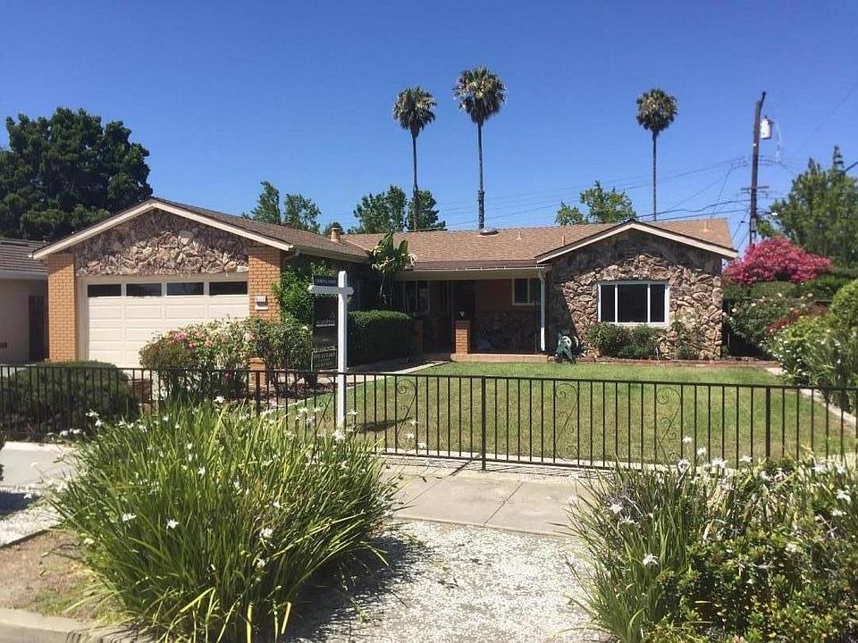 1st image of 4253 Strawberry Park Dr
