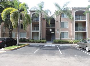 12166 Saint Andrews Pl APT 204, Hollywood, FL 33025