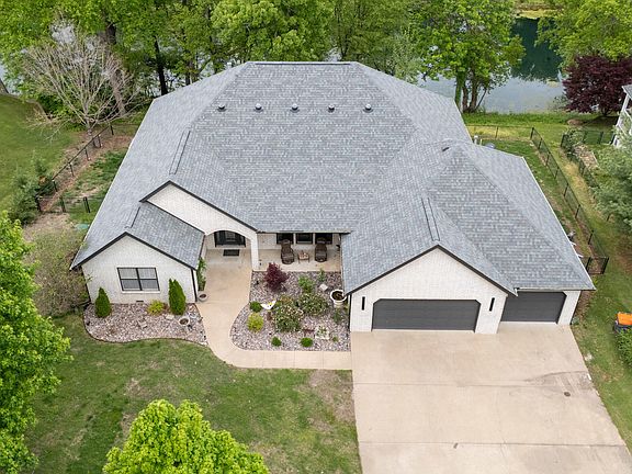 4th image of 3400 Callie Dr