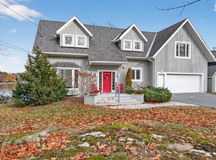 1682 Jackson Blvd, Kingston, ON K7L4V1