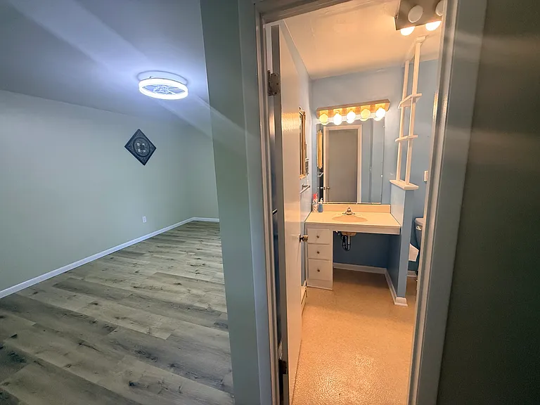 5460 Ten Oaks Rd — Photo 18