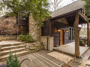 139 Storm Ridge Dr, Lake Lure, NC 28746