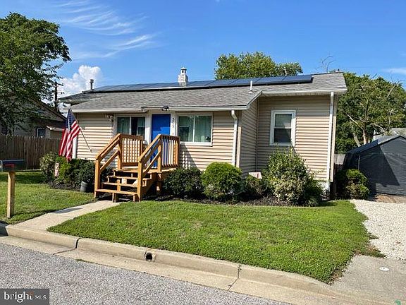 2nd image of 309 Coolidge Ave