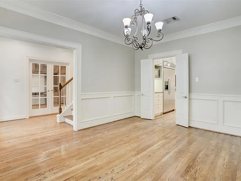 6341 Mercer St — Photo 3