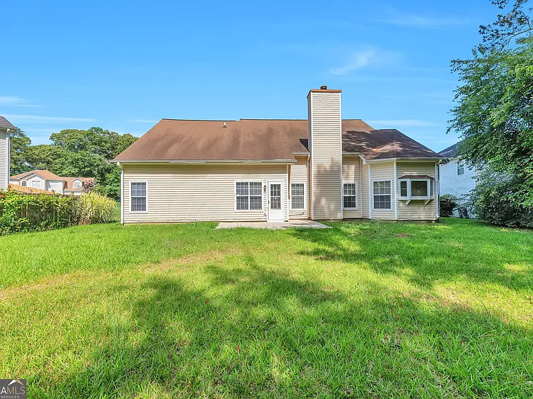 38 Rockport Dr — Photo 28