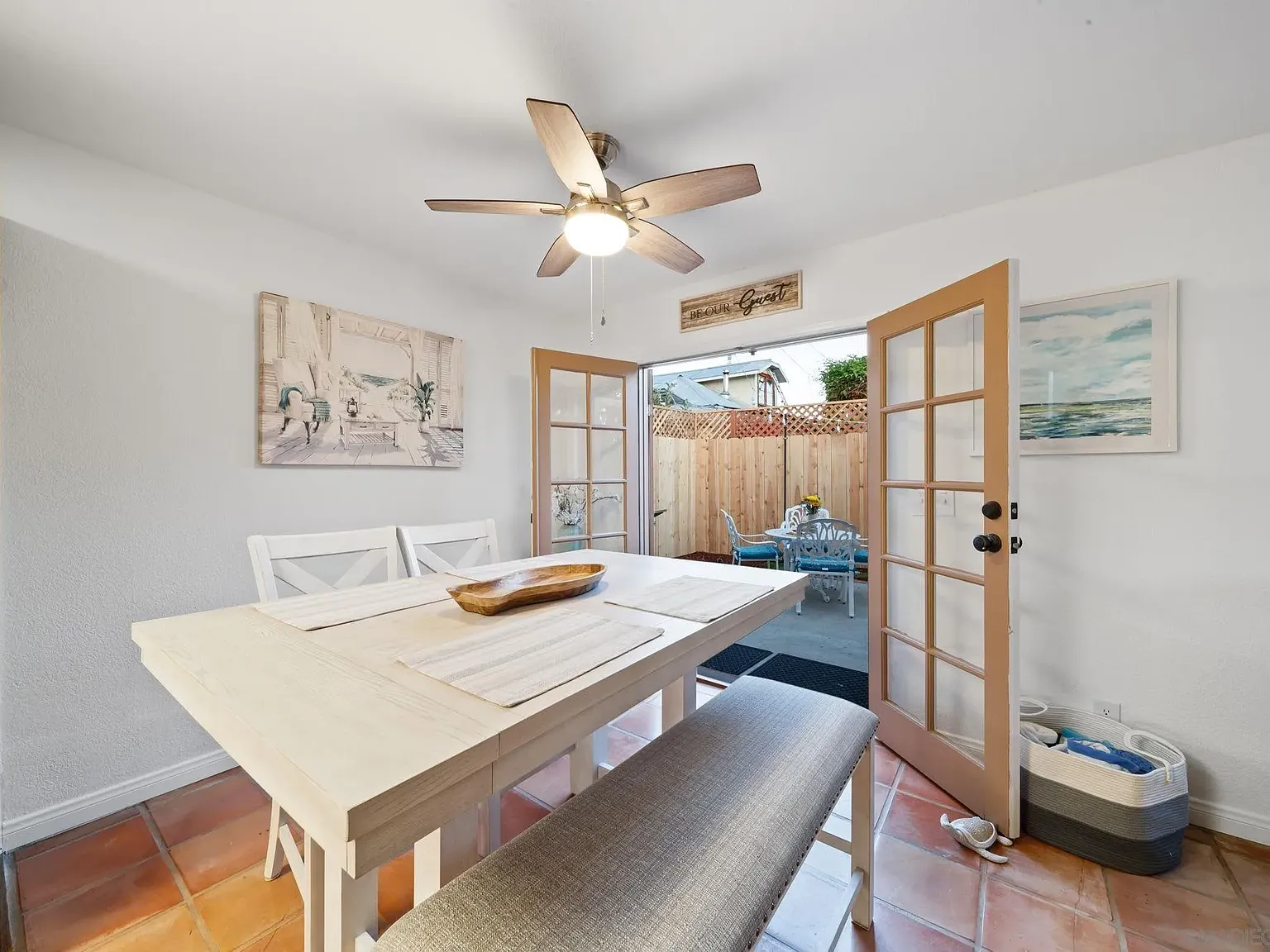 2 bed, 2.0 bath, 1100 sqft, $5,900 — Photo 4