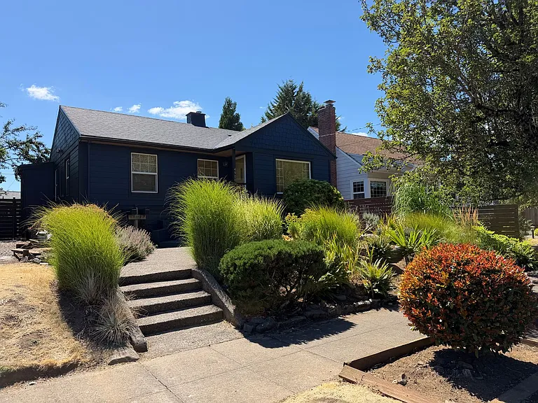 4900 N Yale St — Photo 17