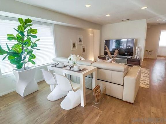 4th image of 4325 38th St