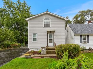 941 Harriet Ave, Aurora, IL 60505